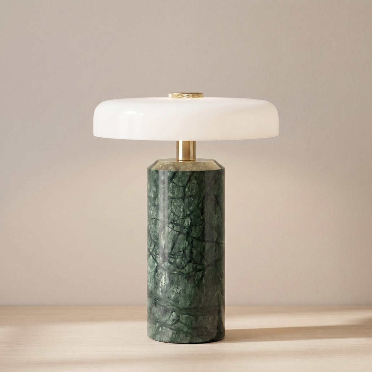 Lampe de table en marbre et verre sans fil