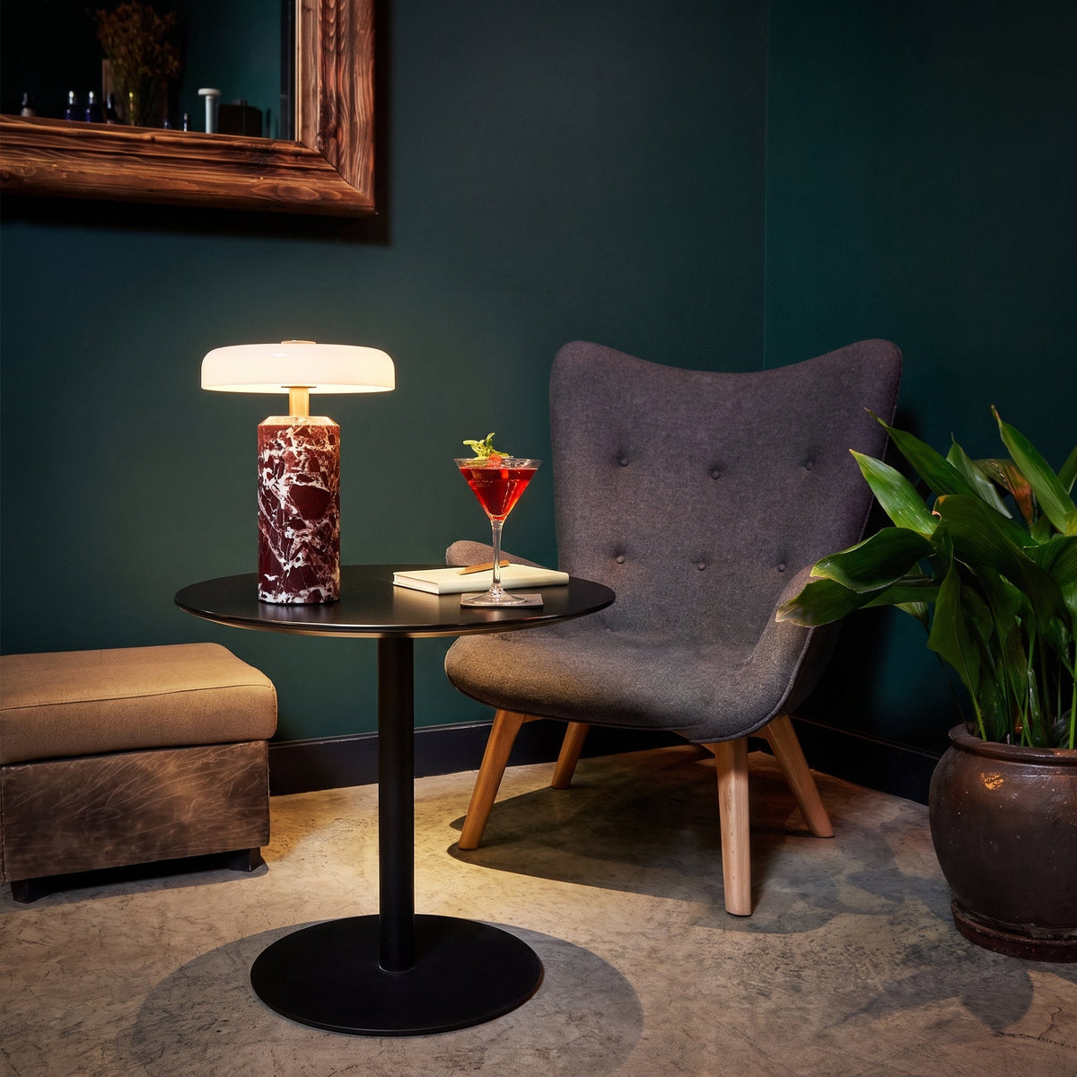 Lampe de table en marbre et verre sans fil